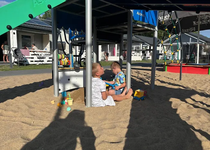 Camp Nord Resort- Komfortowe Centrum Lodge *